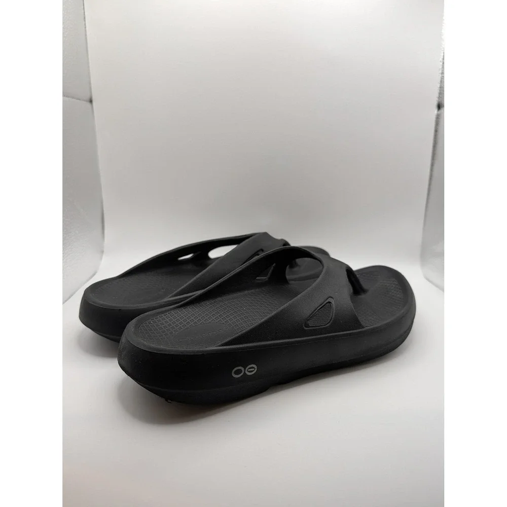 OOFOS OOriginal Thong Sandal Black Mens 10 Womens 12 Recovery Flip Flops EU 43